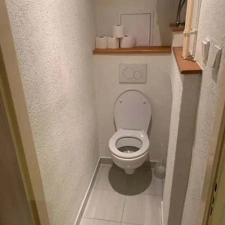 Your 12 With Parking Apartmán